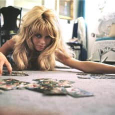 Douglas Kirkland