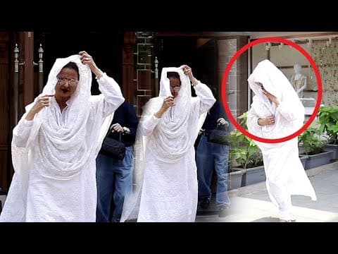 Rekha HIDES Face & Runs Away After Being CAUGHT Without Make Up In Public
